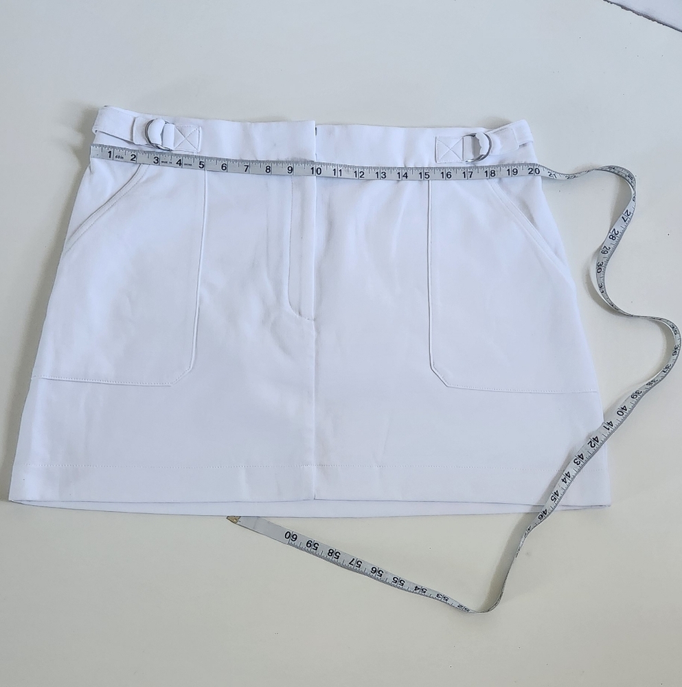 EXPRESS White Mini Skirt. Size: XL